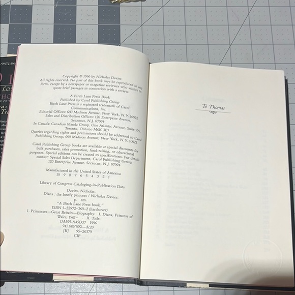 Diana: The Lonely Princess Book - Picture 7 of 7